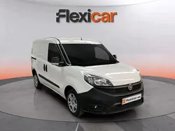 Blanco Usado 2022 Fiat Doblò Monovolumen | 10.390 € (Super precio)