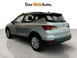 Gris plata Usado 2024 Seat Arona Style SUV | 17.990 € (Precio justo)