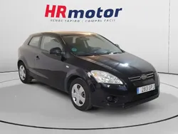 Negro Usado 2009 Kia Ceed Active Utilitario | 5619 € (Precio justo)
