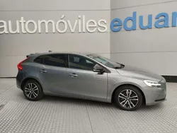 Gris Usado 2019 Volvo V40 Momentum Familiar | 16.500 € (Precio justo)