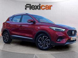 Rojo Usado 2024 MG ZS Luxury Berlina | 14.990 € (Buen precio)