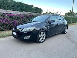 Negro Usado 2012 Opel Astra Selective Berlina | 4900 € (Super precio)