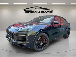 Negro Usado 2021 Porsche Cayenne GTS SUV | 119.900 €