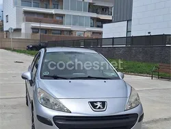 Gris / plata Usado 2009 Peugeot 207 Berlina | 2290 € (Precio justo)