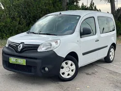 Blanco Usado 2021 Renault Kangoo Zen Monovolumen | 11.999 € (Caro)