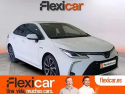 Blanco Usado 2019 Toyota Corolla Advance Berlina | 17.890 € (Un poco caro)