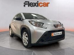 Gris Usado 2024 Toyota Aygo X Play SUV | 13.490 €