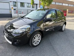 Negro Usado 2009 Renault Clio II Exception Berlina | 2900 € (Super precio)
