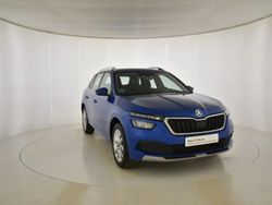 Azul Usado 2022 Skoda Kamiq Ambition SUV | 18.990 € (Caro)
