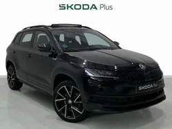 Negro Usado 2021 Skoda Karoq SportLine SUV | 24.975 € (Un poco caro)