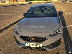 Gris / plata Nuevo 2024 Cupra Leon VZ Berlina | 32.000 € (Precio justo)