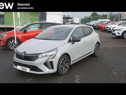 Gris Usado 2024 Renault Clio Techno SUV | 16.900 €
