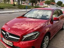 Rojo Usado 2016 Mercedes A200 Urban Berlina | 15.400 € (Precio justo)