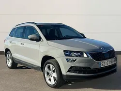 Gris / plata Usado 2021 Skoda Karoq Ambition SUV | 22.900 € (Precio justo)