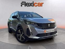 Gris Usado 2022 Peugeot 5008 Allure Monovolumen | 21.590 € (Precio justo)