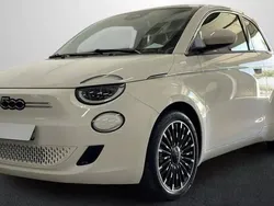 Blanco Usado 2023 Fiat 500e La Prima Utilitario | 22.800 € (Caro)