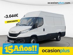 Blanco Usado 2023 Iveco Daily Berlina | 28.100 € (Precio justo)