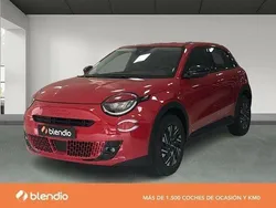 Rojo Nuevo 2025 Fiat 600 Red SUV | 27.795 € (Precio justo)