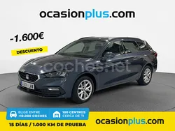 Gris / plata Usado 2021 Seat Leon Style Familiar | 17.200 € (Precio justo)