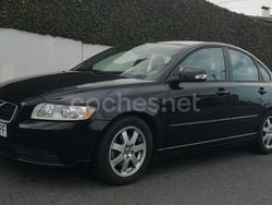 Negro Usado 2009 Volvo S40 Momentum Berlina | 6790 € (Precio justo)