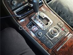 Azul Usado 2003 Audi A8 Berlina | 4500 €