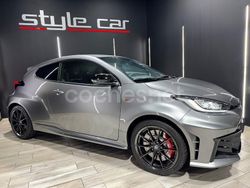 Gris / plata Nuevo 2025 Toyota Yaris Berlina | 53.950 € (Caro)