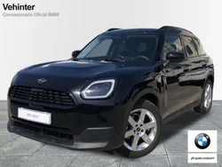Negro Usado 2024 Mini One D Countryman Essential SUV | 38.890 € (Un poco caro)