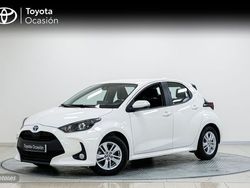 Blanco Usado 2022 Toyota Yaris Hybrid Business Edition Berlina | 21.800 € (Un poco caro)