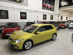 Amarillo Usado 2021 VW Golf VIII Berlina | 21.500 € (Buen precio)