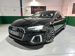 Negro Usado 2020 Audi A5 Sportback Ambiente Berlina | 30.500 € (Precio justo)