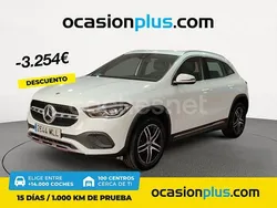 Blanco Usado 2023 Mercedes GLA200 SUV | 35.800 € (Buen precio)