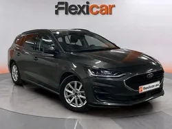 Gris Usado 2022 Ford Focus Active Familiar | 12.570 € (Precio justo)