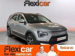 Gris Usado 2024 Kia Niro SUV | 25.400 € (Un poco caro)