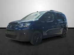 Azul Nuevo 2025 Fiat e-Doblò Monovolumen | 36.699 € (Caro)