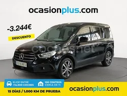 Negro Usado 2023 Mercedes T180 Monovolumen | 25.590 € (Precio justo)