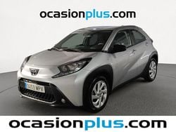 Gris Usado 2024 Toyota Aygo Play Utilitario | 13.245 € (Precio justo)