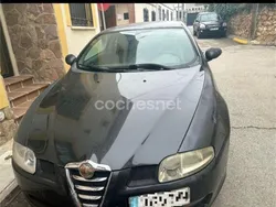 Negro Usado 2005 Alfa Romeo GT Progression Coupe | 2400 € (Buen precio)