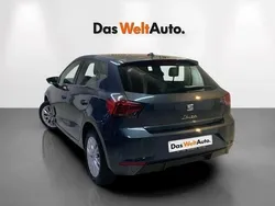 Gris / plata Usado 2024 Seat Ibiza Berlina | 17.890 € (Precio justo)