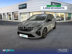 Gris Usado 2024 Renault Clio V Techno Berlina | 17.990 € (Precio justo)