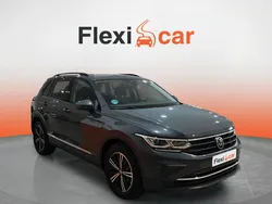 Gris Usado 2021 VW Tiguan Life SUV | 24.290 € (Super precio)