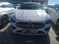 Blanco Usado 2021 Mercedes CLA200 Shooting Brake Familiar | 19.300 €