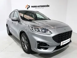 Gris / plata Usado 2022 Ford Kuga ST-Line SUV | 25.900 € (Precio justo)