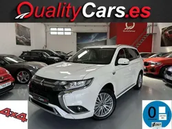 Blanco Usado 2021 Mitsubishi Outlander P-HEV Motion SUV | 24.400 € (Precio justo)