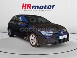 Negro Usado 2022 VW Golf VIII Life Berlina | 21.240 € (Un poco caro)