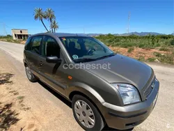 Beige Usado 2003 Ford Fusion Trend Berlina | 3200 € (Precio justo)