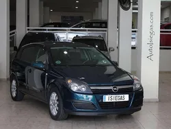 Verde Usado 2007 Opel Astra Cosmo Utilitario | 5500 €