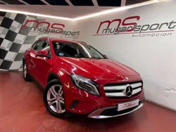 Rojo Usado 2015 Mercedes GLA220 Style SUV | 18.900 € (Precio justo)