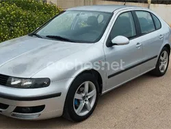 Gris / plata Usado 2005 Seat Leon Sport Berlina | 1800 € (Buen precio)