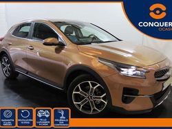 Amarillo Usado 2022 Kia XCeed SUV | 22.990 € (Precio justo)
