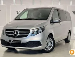 Plateado Usado 2021 Mercedes V220 Monovolumen | 51.900 € (Caro)